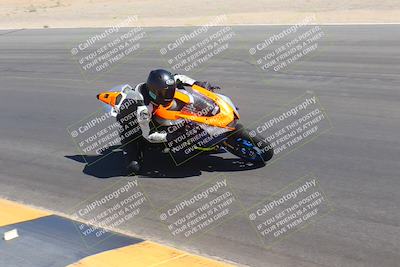 media/Oct-01-2023-SoCal Trackdays (Sun) [[4c570cc352]]/Turn 10 Inside (1250pm)/